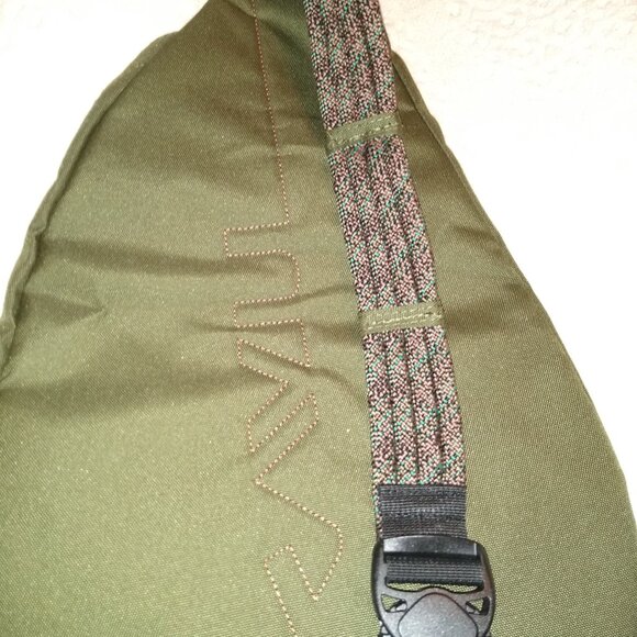 Kavu Sling Bag - Picture 2 of 4